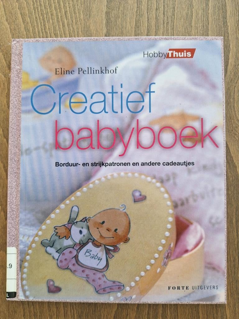 E. Pellinkhof - Creatief babyboek - baby cadeautjes, Ophalen of Verzenden, Zo goed als nieuw, E. Pellinkhof
