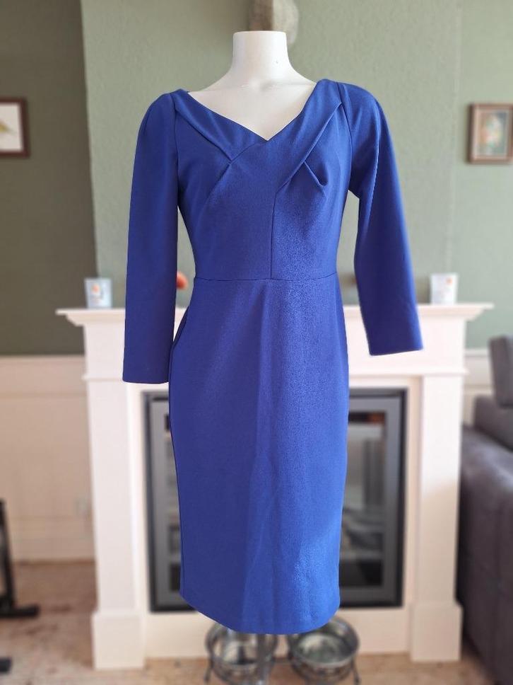 Sandro Ferrone kobalt blauwe jurk IT 44 NL 38 gratis verz, Kleding | Dames, Jurken, Zo goed als nieuw, Maat 38/40 (M), Blauw, Knielengte