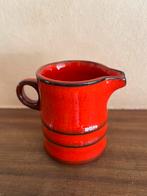 Jasba rood melkkannetje, Antiek en Kunst, Antiek | Keramiek en Aardewerk, Ophalen of Verzenden