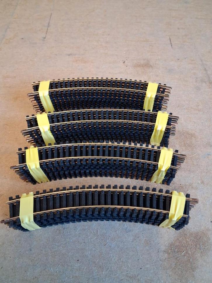 40 x fleischmann 1703/6025 in bijna nieuwstaat, Hobby en Vrije tijd, Modeltreinen | H0, Zo goed als nieuw, Rails, Gelijkstroom