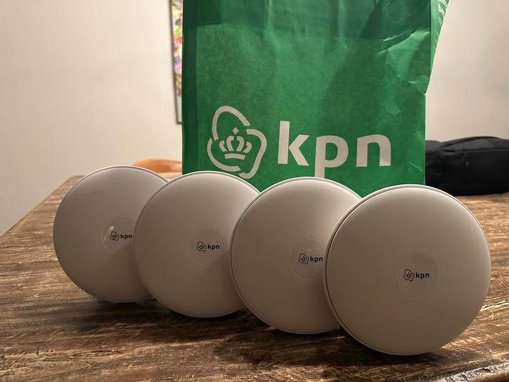 4 KPN WiFi Versterkers met Adapters, Computers en Software, Accesspoints, Gebruikt, Ophalen of Verzenden