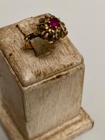 Geel gouden ring rode steen 750, Sieraden, Tassen en Uiterlijk, Verzenden, Goud, Ring