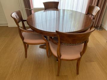 Ronde tafel eettafel uitklapbaar met 4 stoelen beschikbaar voor biedingen