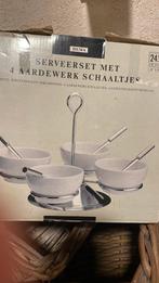 Serveerset 4 schaaltjes enz, Ophalen of Verzenden, Zo goed als nieuw