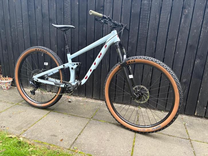 Vitus Mythique Mtb small full suspension sram gx nieuw, Fietsen en Brommers, Fietsen | Mountainbikes en ATB, Zo goed als nieuw
