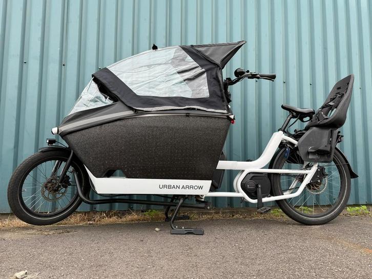Urban arrow family nieuw model met riem en kioskscherm, Fietsen en Brommers, Fietsen | Bakfietsen, Zo goed als nieuw, Overige merken