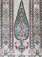 Handgeknoopt oosters Kashmir tapijt Mirab Cashmere 89x176cm, Crème, Gebruikt, Perzisch, HYPE POP-UP