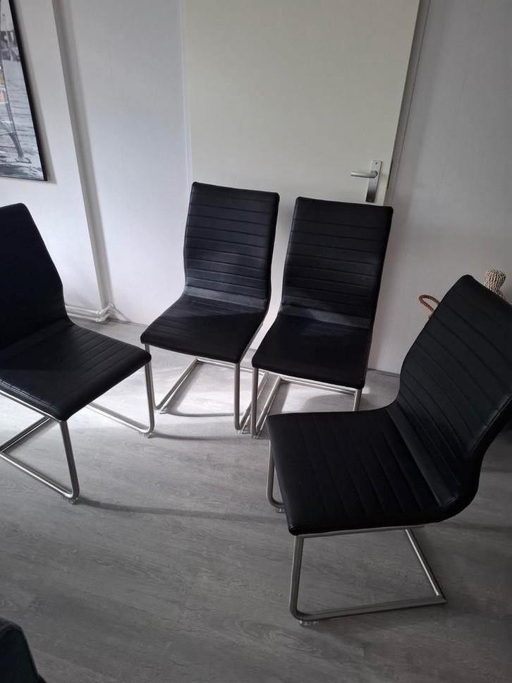 4 Pronto Eetkamerstoelen - Zwart Lederlook, RVS frame, Huis en Inrichting, Stoelen, Gebruikt, Vier, Leer, Metaal, Zwart, Ophalen
