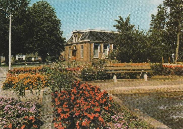 ZUIDWOLDE (Dr.) Gemeentehuis, Verzamelen, Ansichtkaarten | Nederland, Ongelopen, Drenthe, 1960 tot 1980, Verzenden