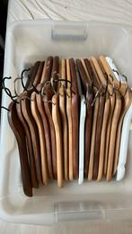 20 ikea hangers, Kleding | Dames, Kledinghangers, Ophalen of Verzenden, Zo goed als nieuw, Hout