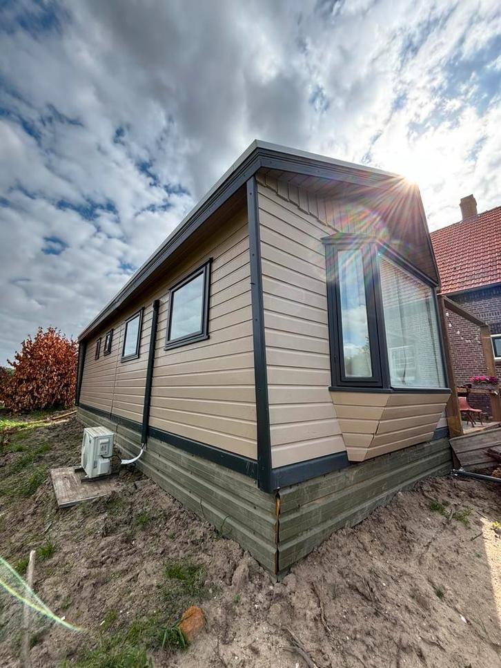 Gasloze warme chalet te koop 11x4 meter, Caravans en Kamperen, Stacaravans, tot en met 4, Ophalen