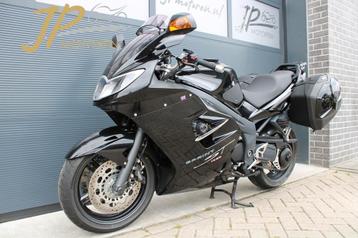 Triumph Sprint ST 1050 ABS (2009) *Hyperpro*Zij koffers* beschikbaar voor biedingen