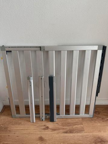 Numi aluminium verstelbaar traphek 3x beschikbaar voor biedingen