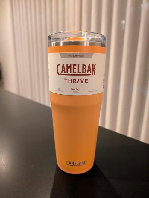 Camelbak Thrive tumbler 0,9 liter Nieuw, Sport en Fitness, Bidons, Nieuw, Ophalen of Verzenden