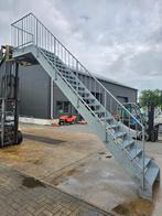 Stalen trap met bordes gegalv hoog 3.8mtr nob107, Doe-het-zelf en Verbouw, Ladders en Trappen, Ophalen