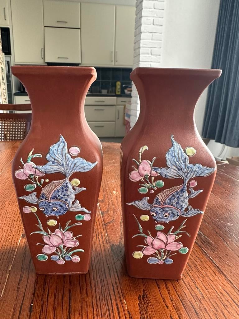Twee antieke Chinese handgemaakte Yixing vazen, Antiek en Kunst, Antiek | Vazen, Ophalen of Verzenden