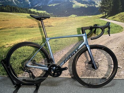 *** Giant TCR Advanced 0 DI2 Disc ML 2025 R7170 12s €3.999,-, Fietsen en Brommers, Fietsen | Racefietsen, Ophalen