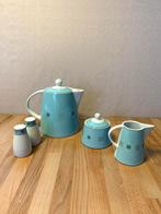 Vintage theeservies van L. Dake & Zn – blauw met patroon, Huis en Inrichting, Overige typen, Ophalen of Verzenden, Zo goed als nieuw