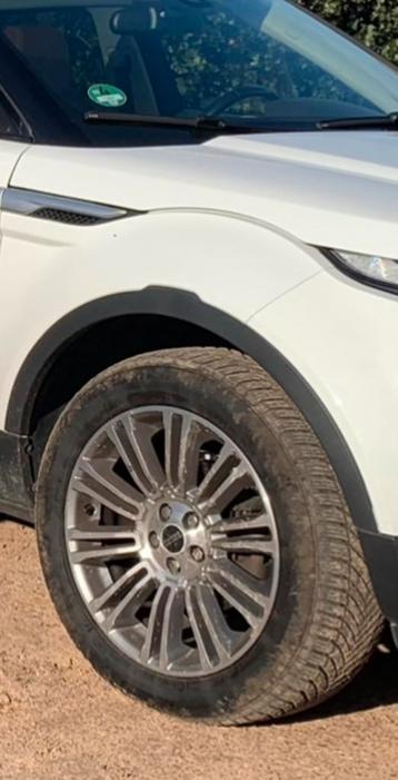 range rover velgen met banden 19 inch ,origineel beschikbaar voor biedingen