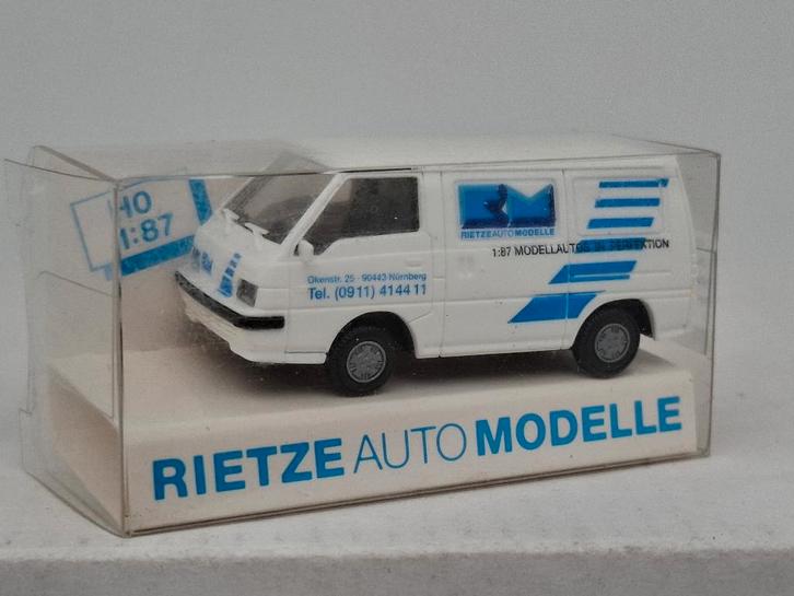 Mitsubishi L300 met reclame voor Rietze in eigen zaak 1/87, Hobby en Vrije tijd, Modelauto's | 1:87, Zo goed als nieuw, Auto, Rietze