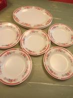 Vintage melamine borden en schalen, Huis en Inrichting, Overige materialen, Gebruikt, Ophalen of Verzenden, Bord(en)