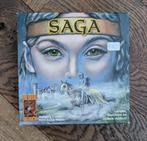 SAGA, Hobby en Vrije tijd, Gezelschapsspellen | Kaartspellen, Ophalen of Verzenden, Zo goed als nieuw, 999  Games
