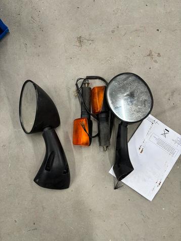 Gsx f spiegels en knipper licht origineel beschikbaar voor biedingen