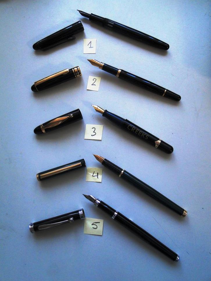 partij eenvoudige vulpennen, Diversen, Schrijfwaren, Zo goed als nieuw, Ophalen