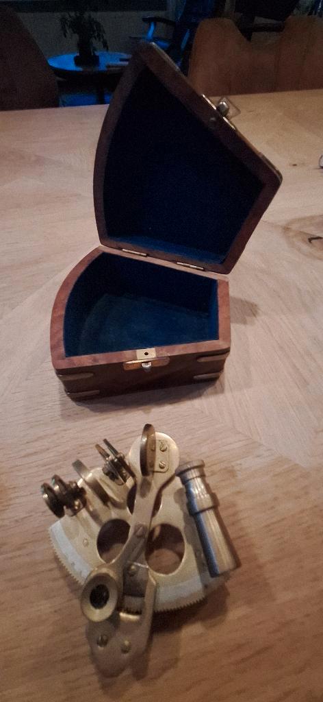 Oude messing sextant – maritiem navigatie-instrument, Antiek en Kunst, Antiek | Gereedschap en Instrumenten, Ophalen of Verzenden
