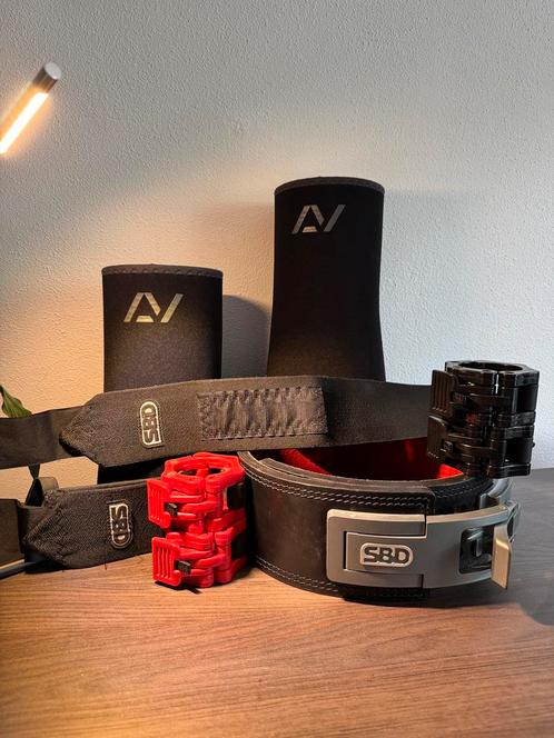 Powerlift packet SBD + A7, Sport en Fitness, Fitnessmaterialen, Zo goed als nieuw, Overige typen, Ophalen of Verzenden