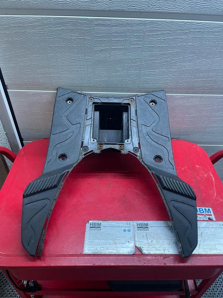 AGM/BTC R8 - Treeplank / Voetenplank., Fietsen en Brommers, Brommeronderdelen | Algemeen, Gebruikt, Kap, Ophalen of Verzenden