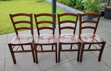 Stoelen beschikbaar voor biedingen