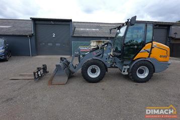 Giant G5000DC X-TRA Hydraulische snelwissel, palletvorken DM beschikbaar voor biedingen