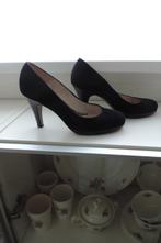 Zo goed als nieuwe zwarte suéde pumps, maat 38, Pumps, Zwart, Cellini, Ophalen of Verzenden