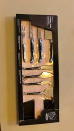 Kaasplank met messen laguiole, Nieuw, Ophalen of Verzenden, Rvs of Chroom, Vaatwasserbestendig