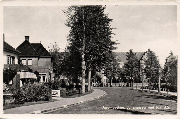 Appingedam, Julianaweg met R.H.B.S. - gelopen, Verzamelen, Ansichtkaarten | Nederland, Ongelopen, Friesland, Voor 1920, Ophalen of Verzenden