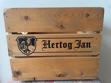 Houten Hertog Jan krat beschikbaar voor biedingen