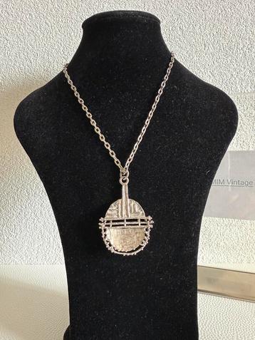 Y010/ Tinnen ( Astri Holte) Brutalist ketting Noorwegen beschikbaar voor biedingen