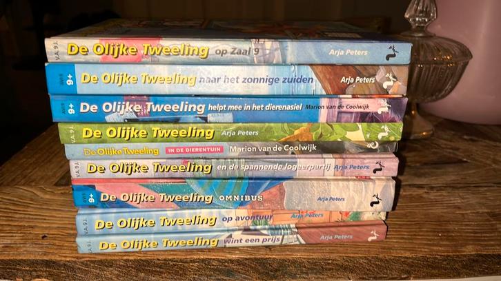 De olijke tweeling 10 titels, Boeken, Kinderboeken | Jeugd | 10 tot 12 jaar, Zo goed als nieuw, Ophalen of Verzenden
