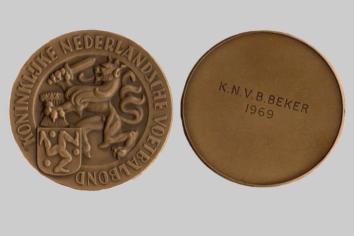 KNVB bekerfinale, Verzamelen, Sportartikelen en Voetbal, Zo goed als nieuw, Overige binnenlandse clubs, Ophalen of Verzenden