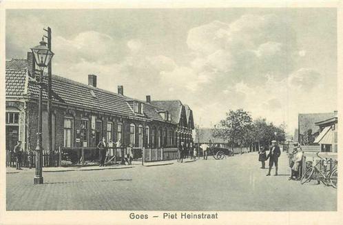(380-713-011) Goes Piet Heinstraat, Verzamelen, Ansichtkaarten | Nederland, Zeeland, Verzenden
