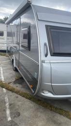 Burstner Averso TOP 4.65 TS bj 2015, Caravans en Kamperen, Caravans, Rondzit, Vast bed, Particulier, 4 tot 5 meter