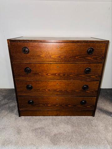 Vintage Midcentury ladekast beschikbaar voor biedingen