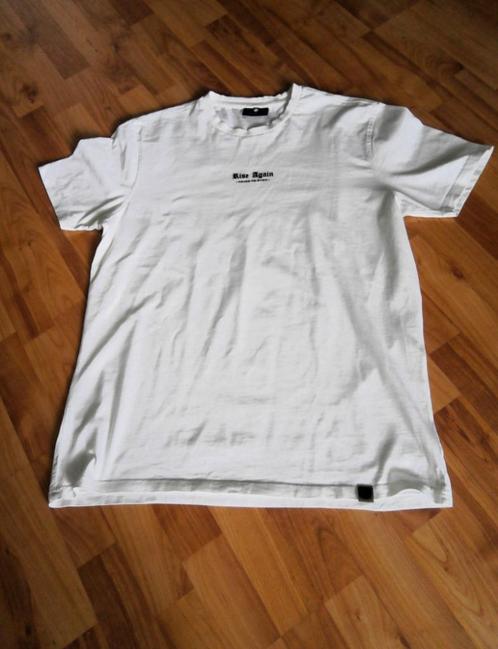 Fijn wit T-shirt mt L (Ashes to dust) met print Rise Again., Kleding | Heren, T-shirts, Zo goed als nieuw, Maat 52/54 (L), Wit