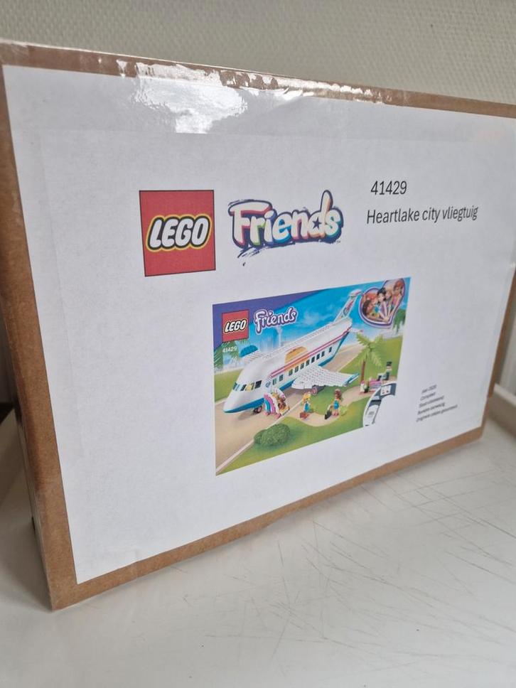 Lego Friends 41429 Hearlake city vliegtuig, Kinderen en Baby's, Speelgoed | Duplo en Lego, Zo goed als nieuw, Lego, Complete set