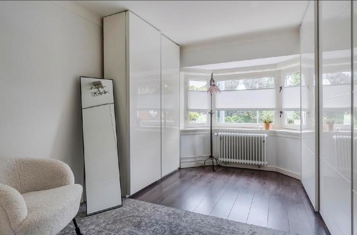 Witte kledingkasten met schuifdeuren, Huis en Inrichting, Kasten | Kledingkasten, Gebruikt, 200 cm of meer, 50 tot 75 cm, Met deur(en)