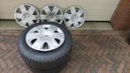 4 winterbanden op stalen velg 215/60R16, Auto-onderdelen, Banden en Velgen, Ophalen, 16 inch, Banden en Velgen, Winterbanden