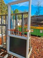 kunststof kozijn met draaikiepraam en hor., 75 tot 150 cm, Kunststof, Raamkozijn, Ophalen of Verzenden