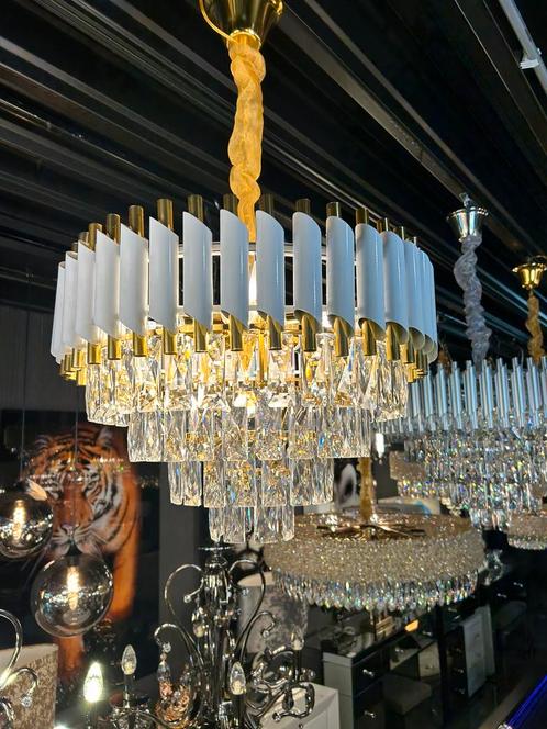 3 maten NIEUW hanglamp zakkroon kroonluchter NEW, Huis en Inrichting, Lampen | Hanglampen, Nieuw, 75 cm of meer, Glas, Metaal