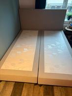 Tweepersoons boxspring met beige bekleding, Huis en Inrichting, Ophalen, Beige, Tweepersoons, Zo goed als nieuw